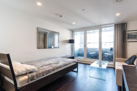 undefined, City Road, Eagle Point City Road, EC1V