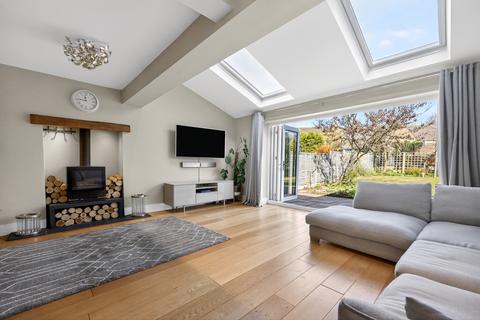 5 bedroom detached house for sale, Alexander Avenue, Droitwich, WR9