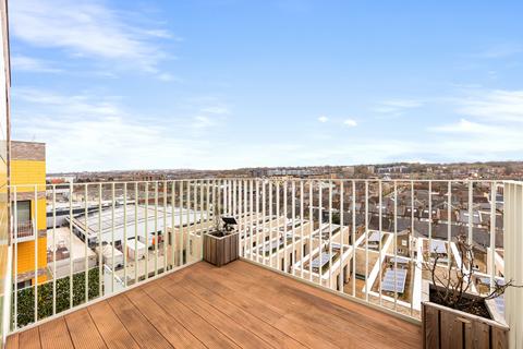 1 bedroom apartment for sale, Brunel House, Christchurch Way London SE10