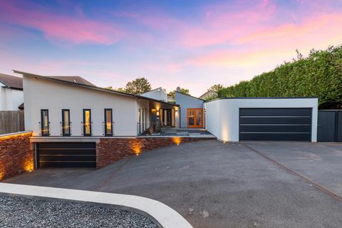 undefined, Bristol BS16