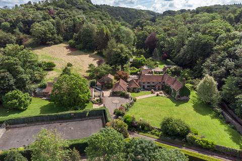 undefined, Cleeve, Bristol BS49