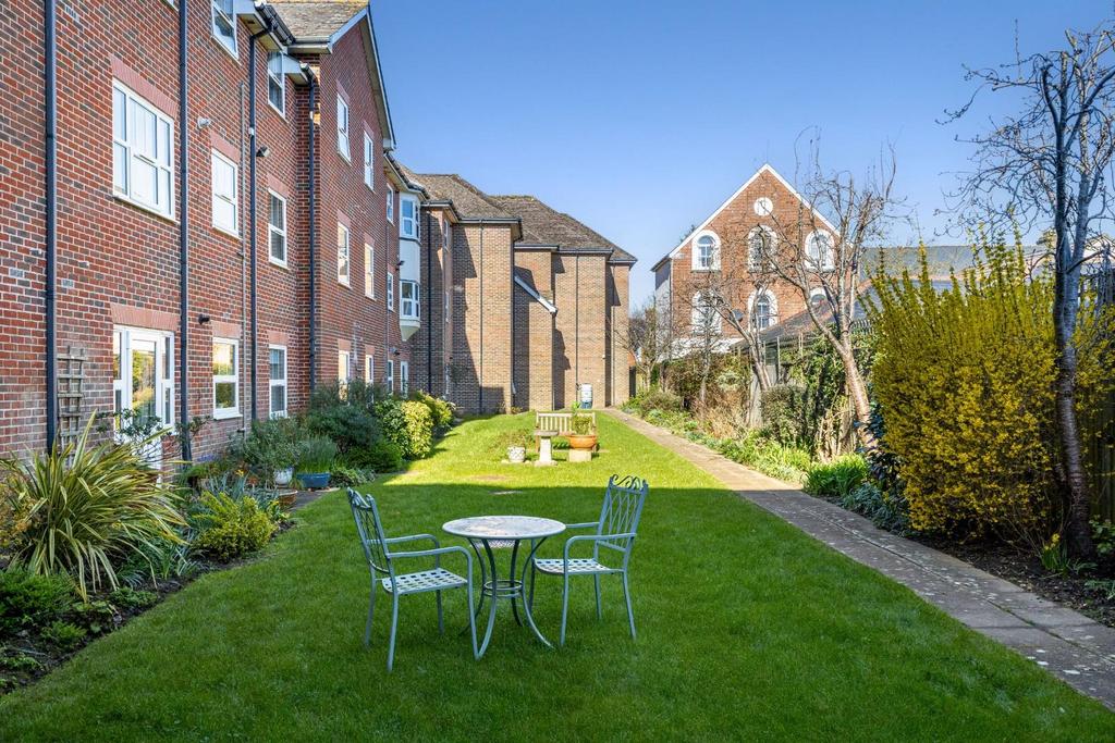 105245 Flat 27 Elizabeth Court Crane Bridge Road-2