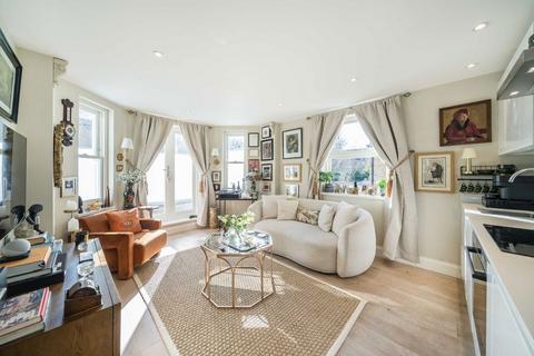 1 bedroom flat for sale, Montrell Road, London SW2