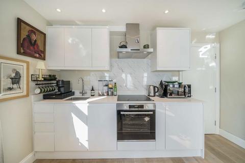 1 bedroom flat for sale, Montrell Road, London SW2