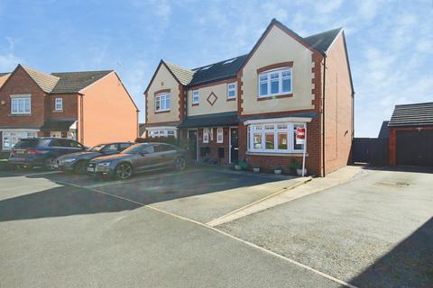 3 bedroom semi-detached house for sale, Palmer Crescent, Warwick