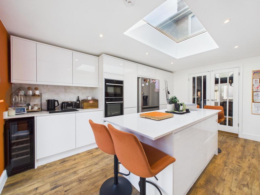 Kitchen/Breakfast Room