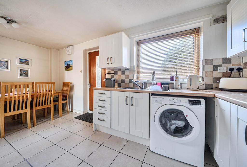 1431861-13-69bbfc...