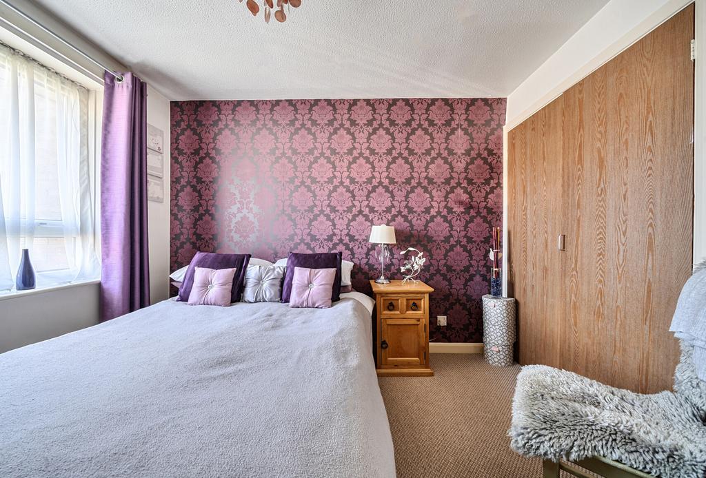 1431861-16-69bbfd...