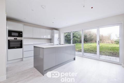 undefined, Five Locks Road, Pontnewydd, Cwmbran