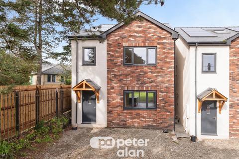 4 bedroom detached house for sale, Five Locks Road, Pontnewydd, Cwmbran