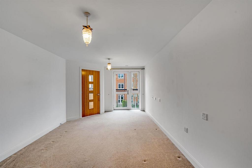 12-525c85848-AP-MCS-28 Edward Place-1-medium.jpg