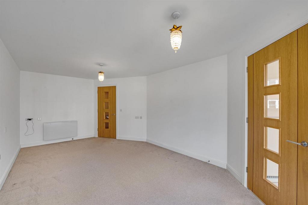 14-305a85848-AP-MCS-28 Edward Place-7-medium.jpg