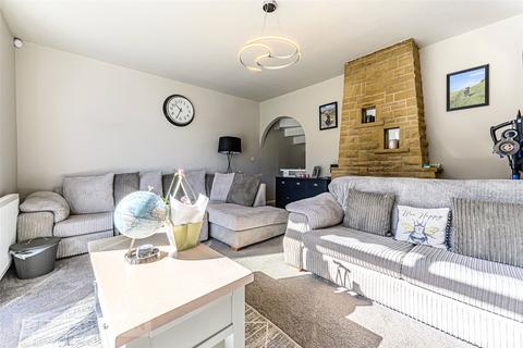 3 bedroom semi-detached house for sale, Warneford Road, Cowlersley, Huddersfield, HD4