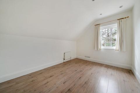 1 bedroom flat to rent, Middle Hill, Egham, TW20