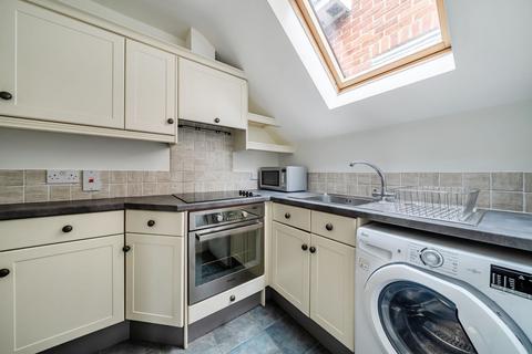 1 bedroom flat to rent, Middle Hill, Egham, TW20