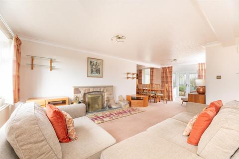 4 bedroom detached house for sale, The Gills, Otley LS21