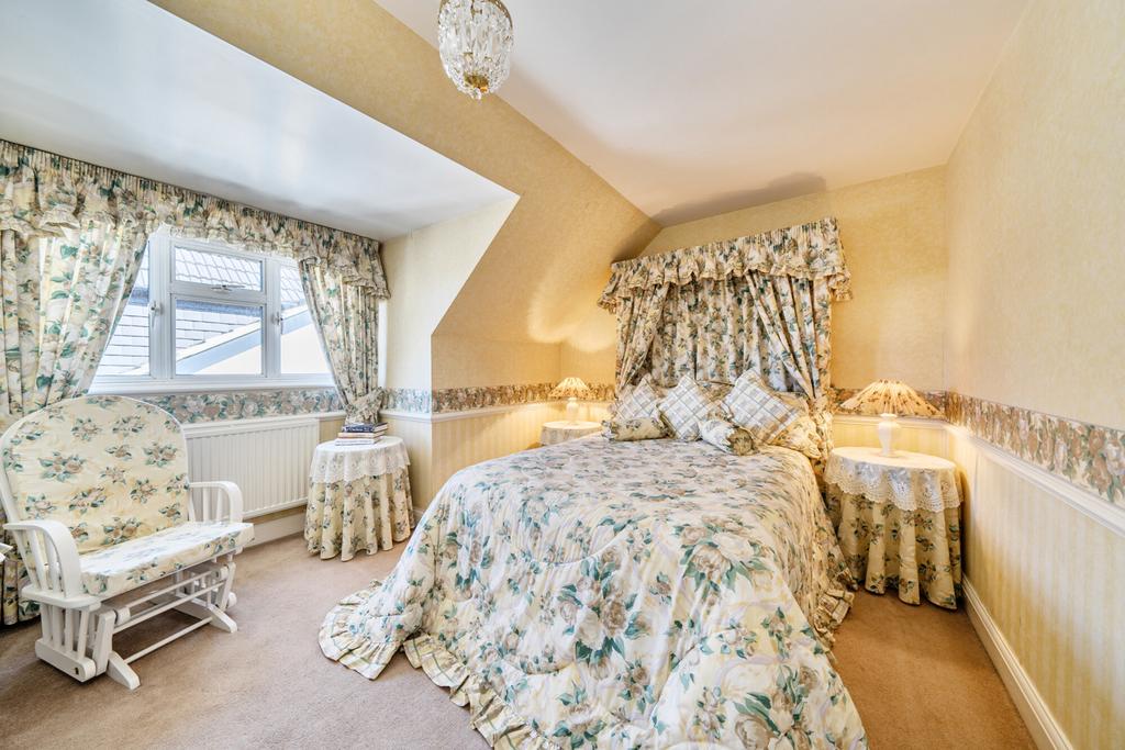 1429766-12-69ba9d...