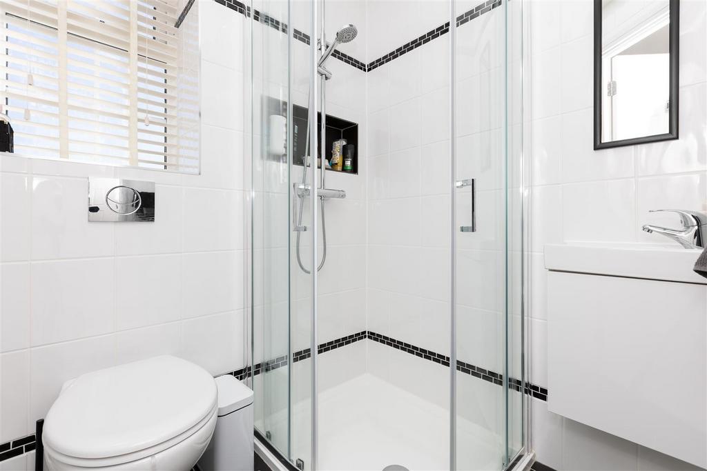 Bedroom 2 En-Suite