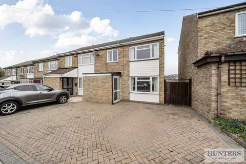 3 bedroom end of terrace house for sale, Durrant Way, Swanscombe