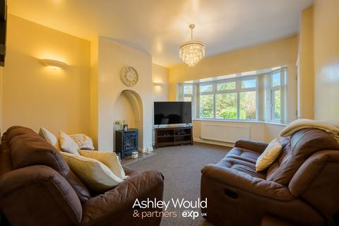 3 bedroom semi-detached house for sale, Chester Road South, Kidderminster DY10
