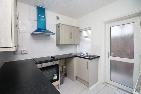 2 bedroom terraced house for sale, Radcliffe Road, Fleetwood, Lancashire, FY7