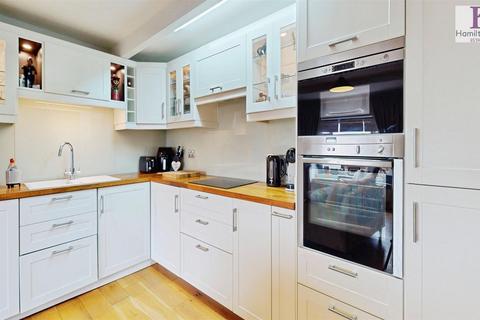 2 bedroom terraced house for sale, Lane Ends, Shibden, Halifax