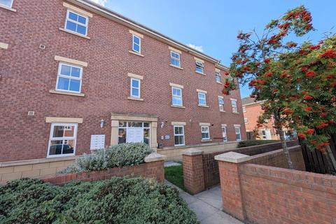 2 bedroom flat for sale, Meadowbrook Court, Morley, Leeds, LS27