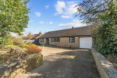 4 bedroom detached bungalow for sale, Shelf Hall Lane, Halifax HX3