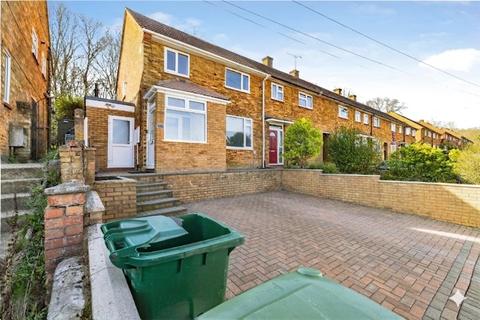 Prestwick Road, Watford