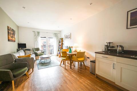 2 bedroom apartment for sale, East Dock, The Wharf, Linslade