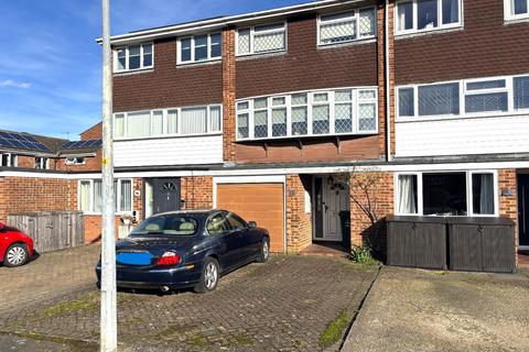 3 bedroom townhouse for sale, Angotts Mead, Stevenage