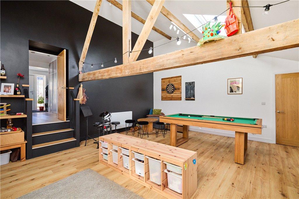 Games/Play Room