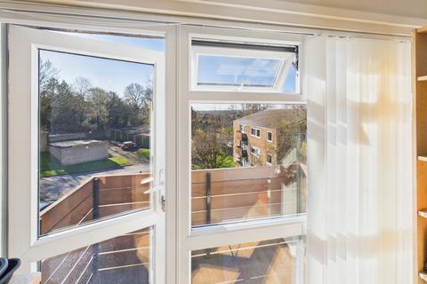 2 bedroom apartment for sale, Fern Drive, Hemel Hempstead, HP3