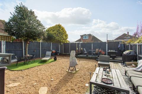 3 bedroom semi-detached house for sale, Albany Drive, Herne Bay, Kent, CT6