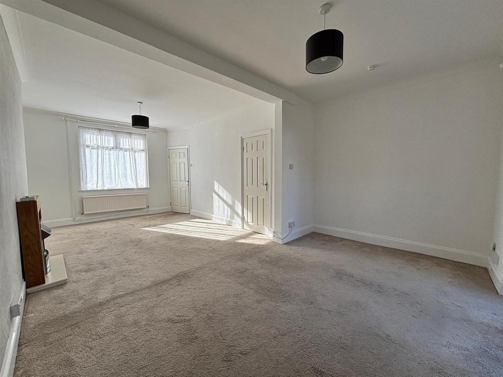 Whats App Image 2026-03-13 at 16.01.50 (11).jpeg