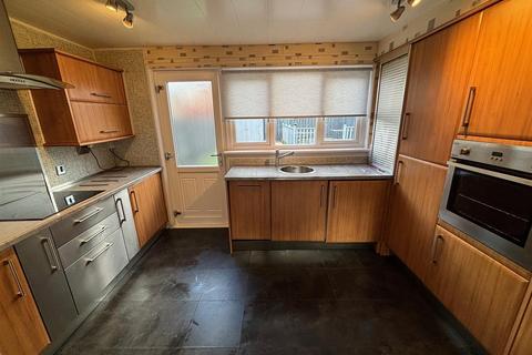 undefined, Park Avenue, Holytown