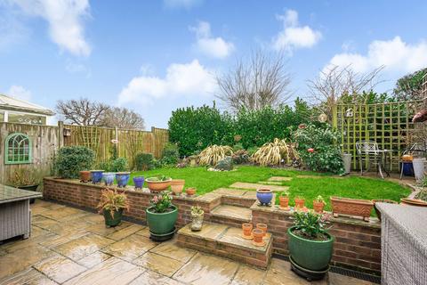 4 bedroom semi-detached house for sale, Orchard Way, Burgess Hill, RH15