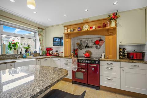 4 bedroom semi-detached house for sale, Orchard Way, Burgess Hill, RH15