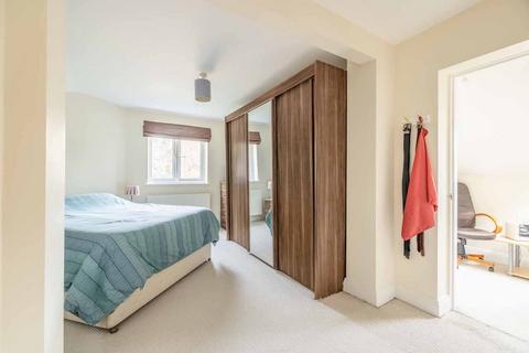 3 bedroom detached house for sale, High Street, Iver SL0