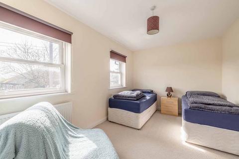 3 bedroom detached house for sale, High Street, Iver SL0