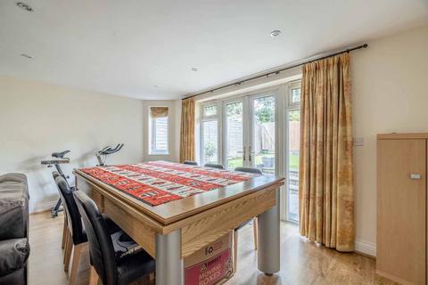 3 bedroom detached house for sale, High Street, Iver SL0