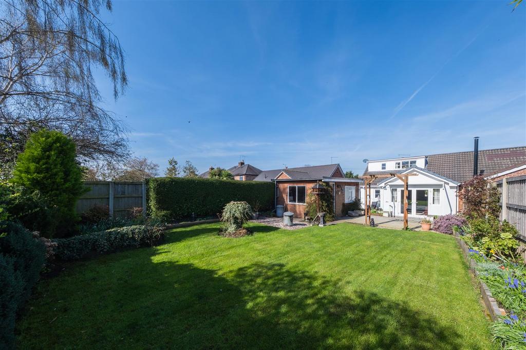 18 Grove Gardens-027.jpg