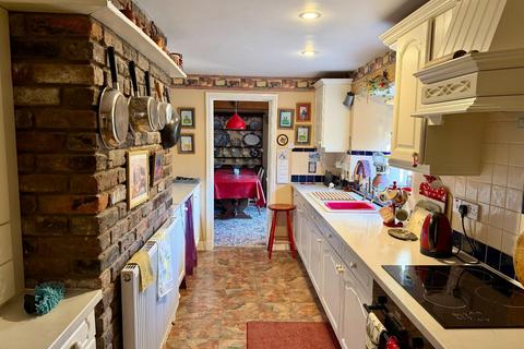 4 bedroom house for sale, Main Street, Barton-Le-Street, Malton