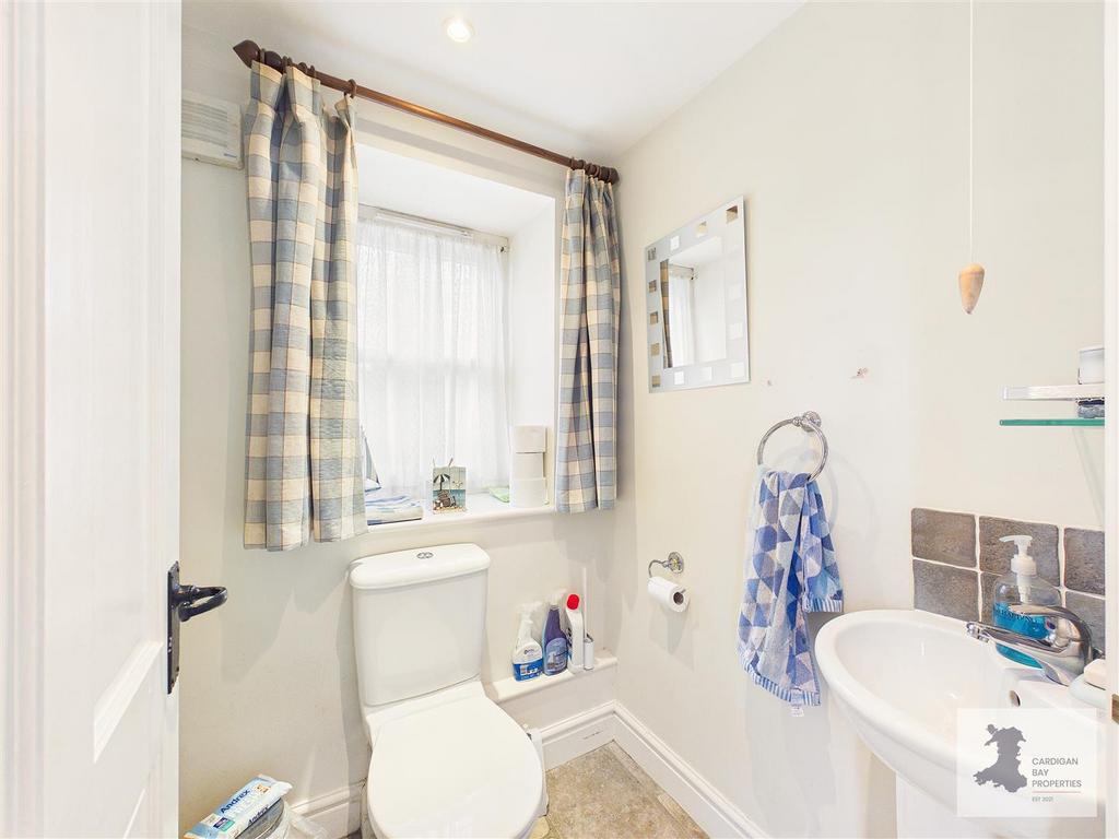 Main house WC