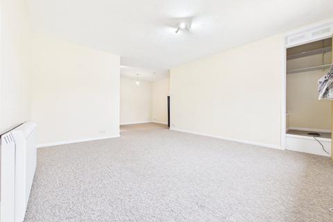 undefined, Hawthorne Crescent, West Drayton UB7