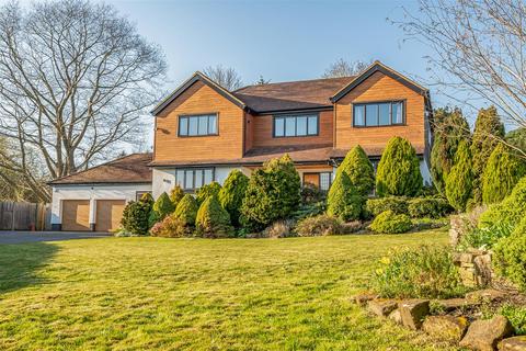 5 bedroom detached house for sale, Waterhouse Lane, Kingswood