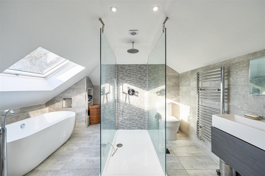 Ensuite