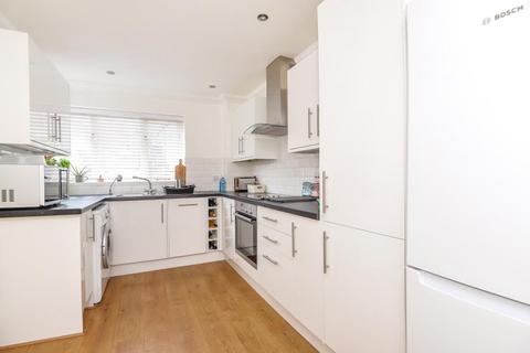 undefined, Newbury,  Berkshire,  RG14