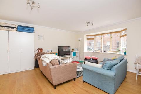 undefined, Newbury,  Berkshire,  RG14