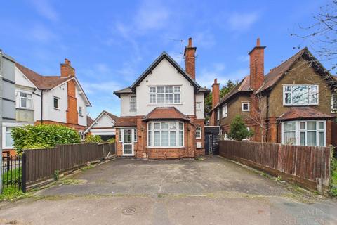 Uppingham Road, Leicester